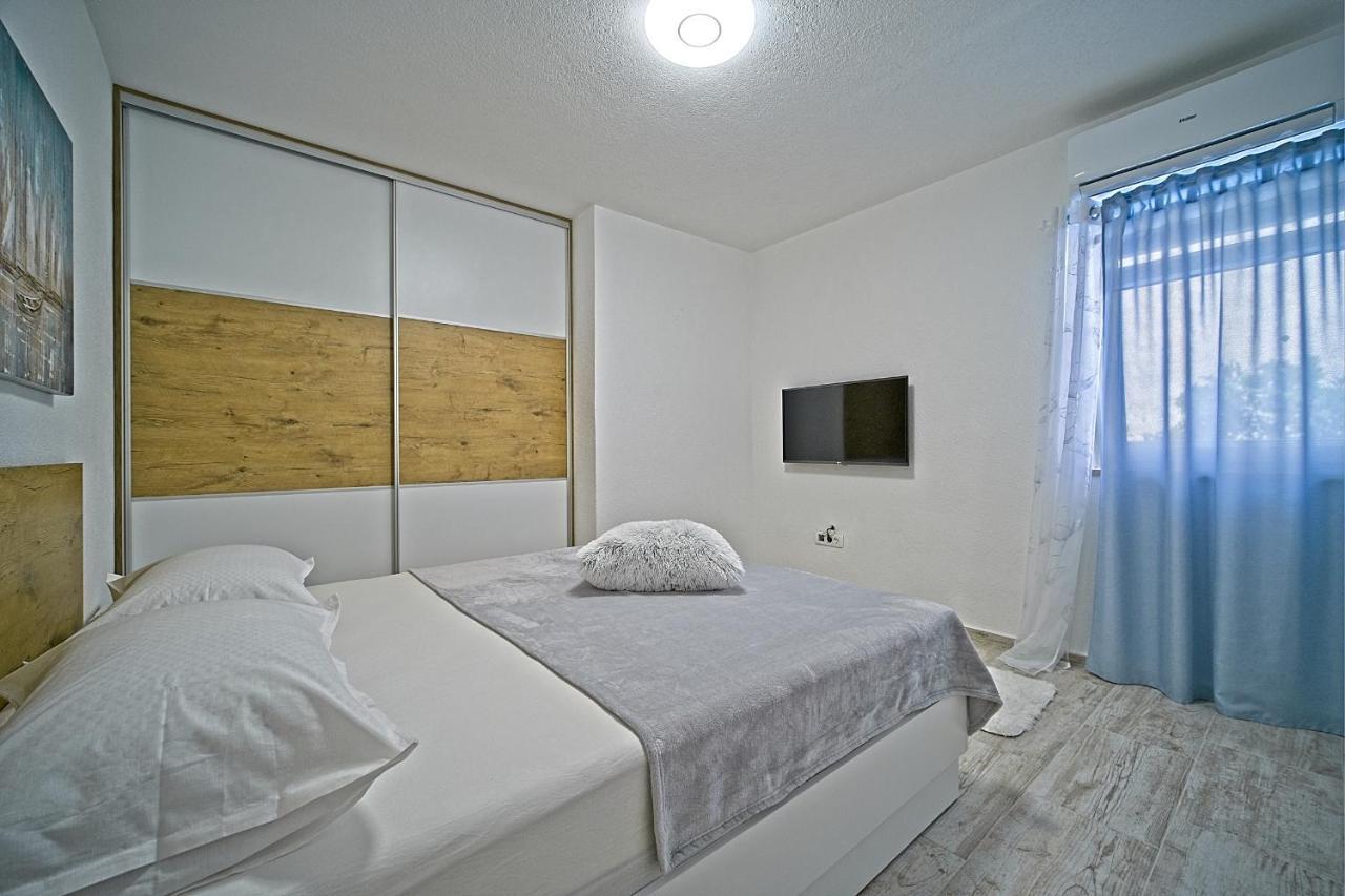Luxury Apartment "Blue Diamond" 포스티라 외부 사진